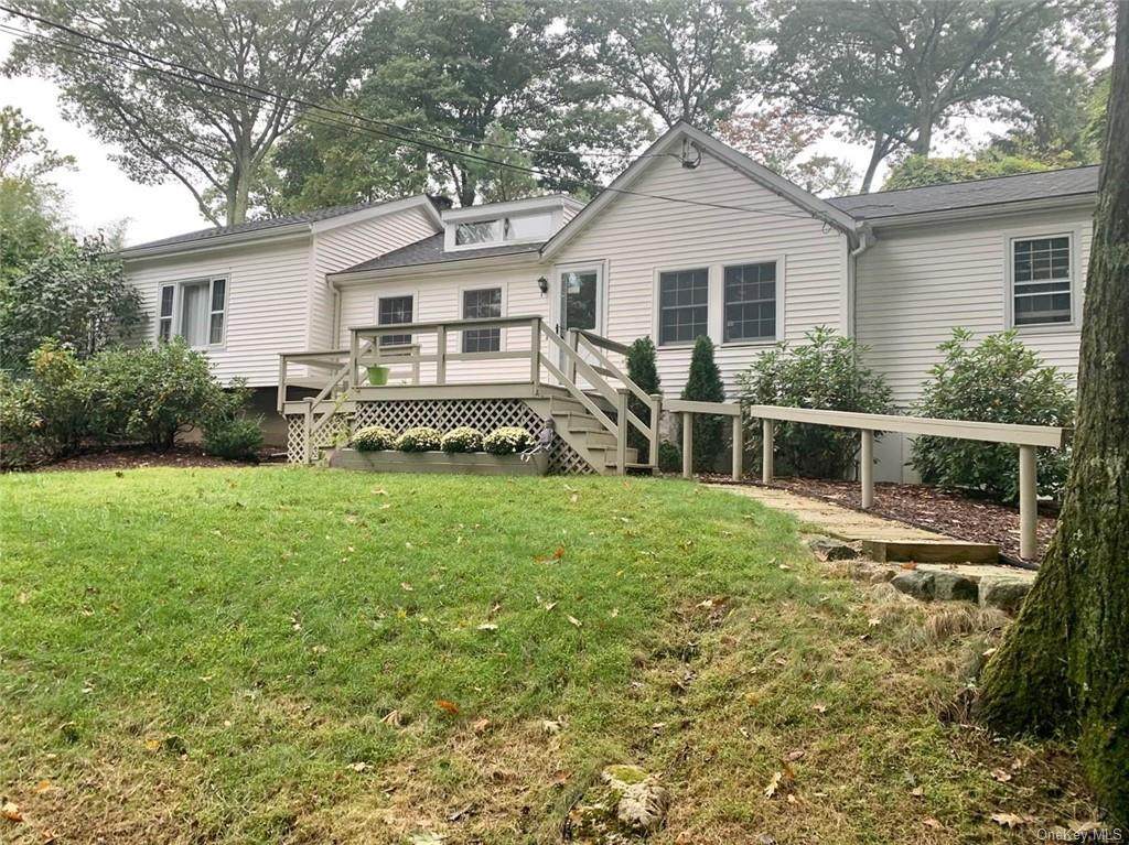 27 Hemlock Road - Photo 1