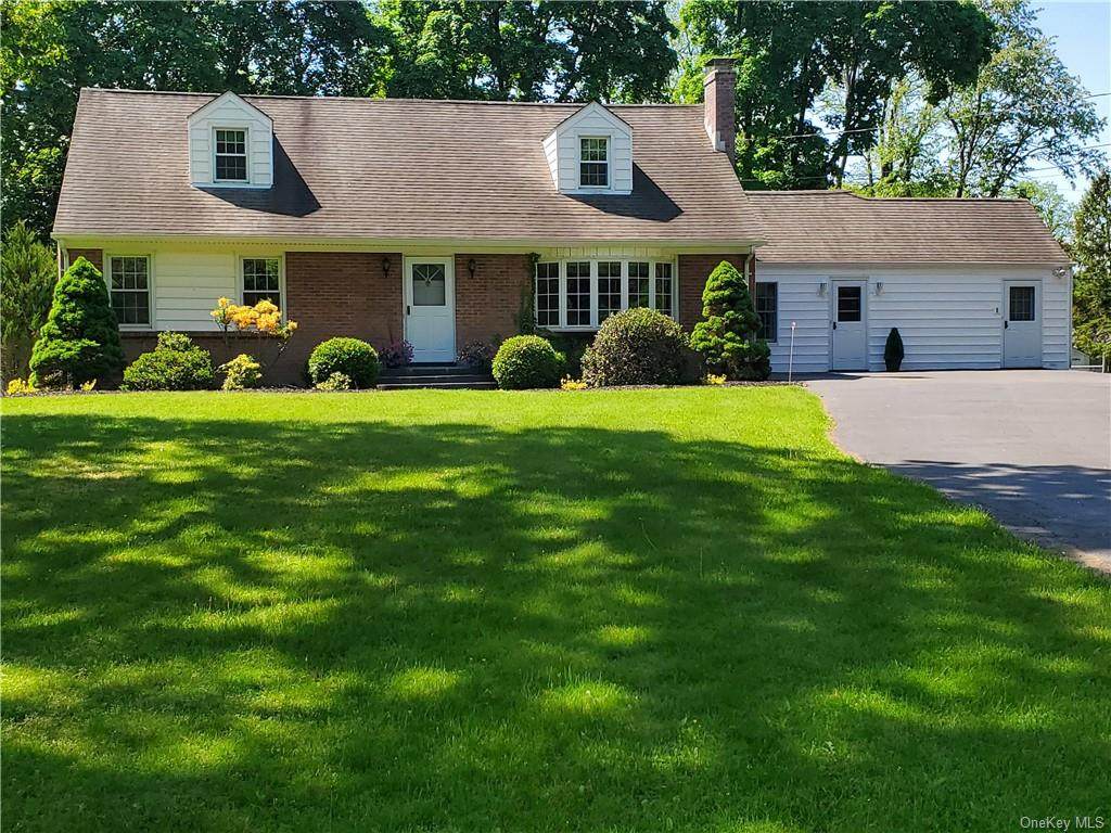 211 Beechwood Avenue - Photo 1