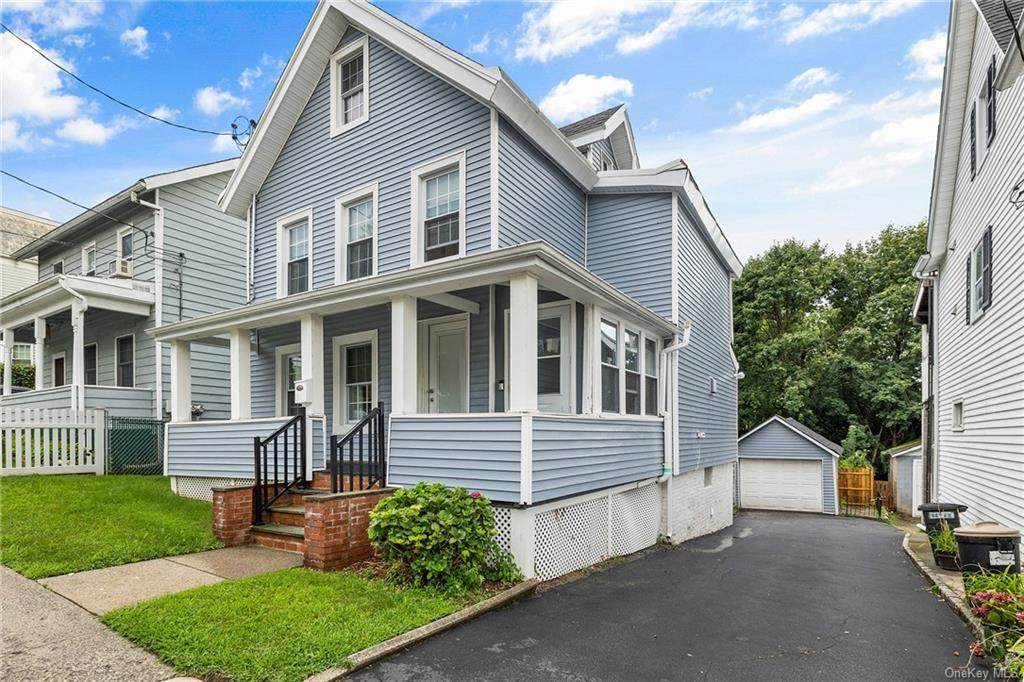 1023 Orchard Street - Photo 1