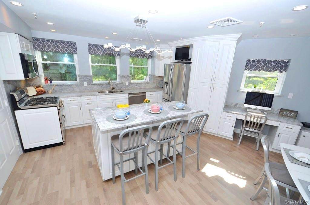 55 Hartsdale Avenue - Photo 1