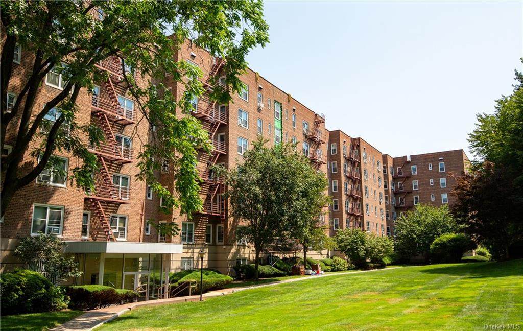 1300 Midland Avenue - Photo 1
