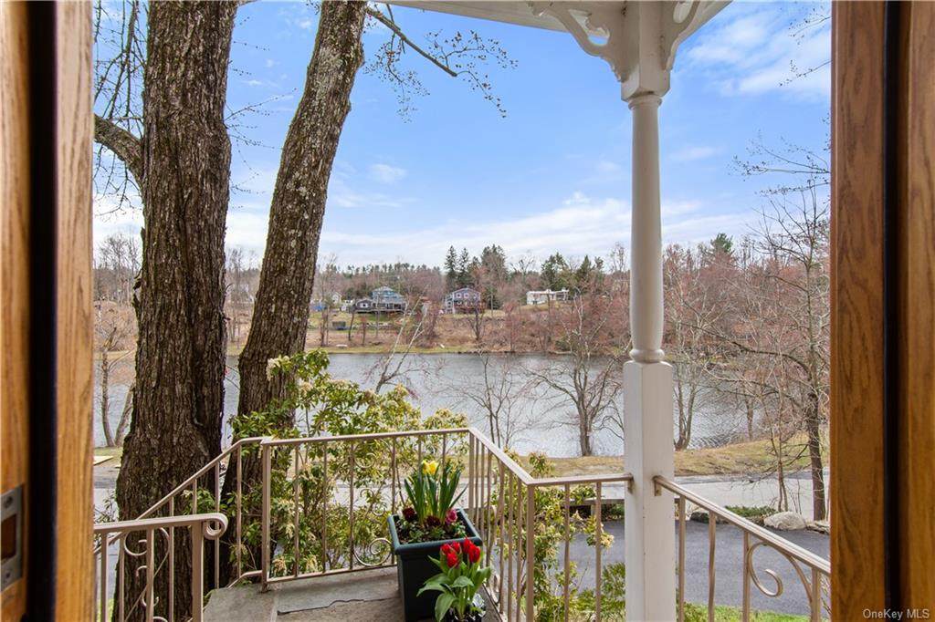 31 Hidden Hollow Lane - Photo 1