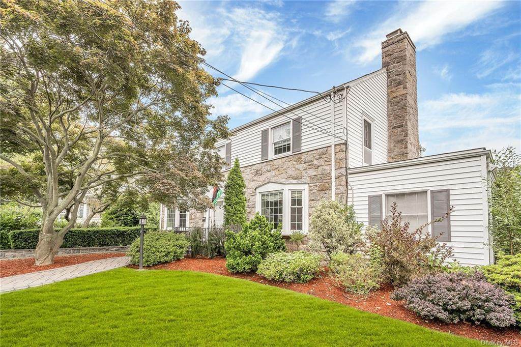 225 Commonwealth Avenue - Photo 1
