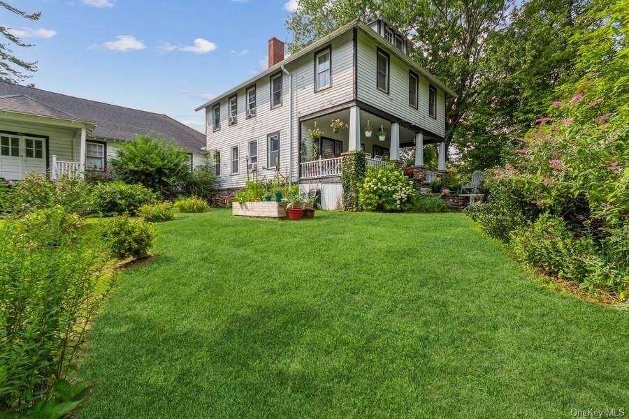 181 Ulster Avenue - Photo 1