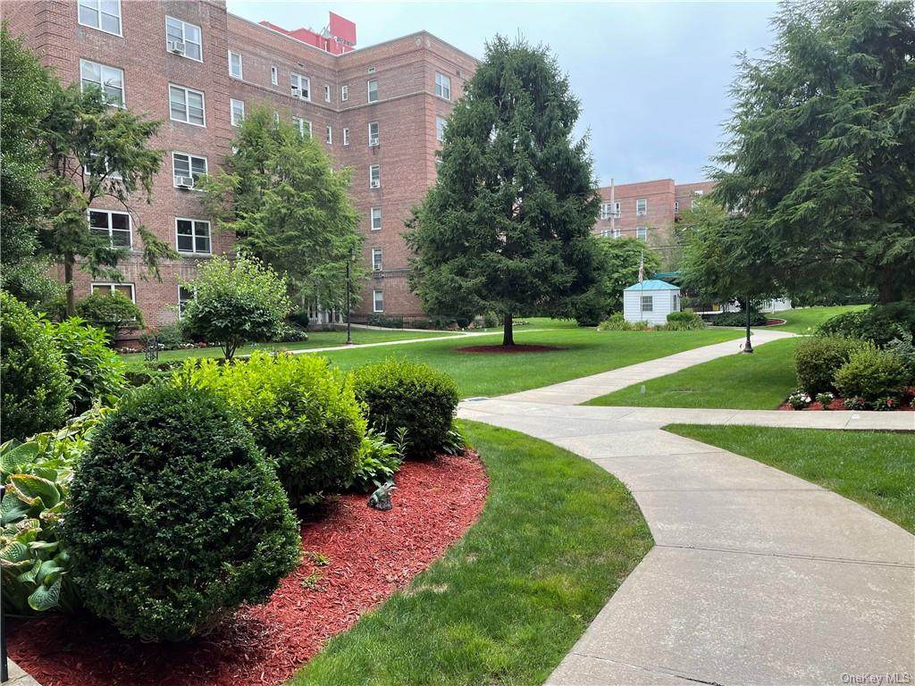 90 Bryant Avenue - Photo 1