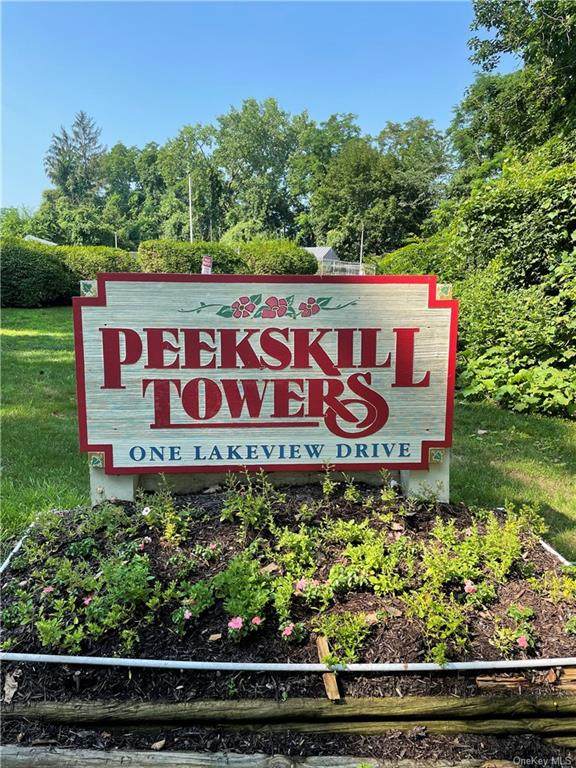 1 Lakeview Drive - Photo 1
