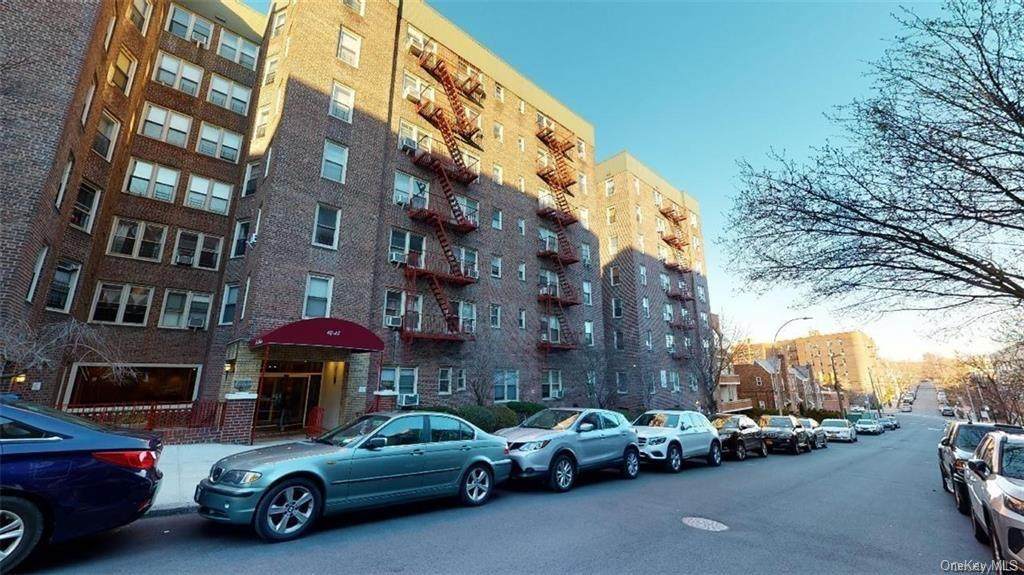 67-25 Clyde Street - Photo 1