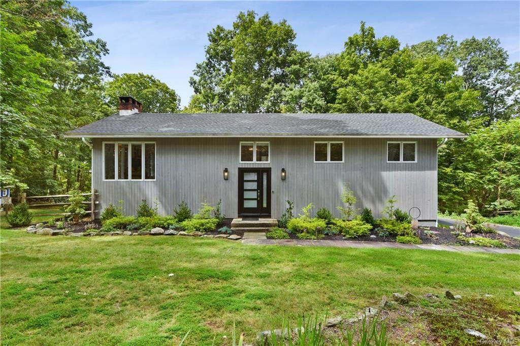 29 Leslie Lane - Photo 1