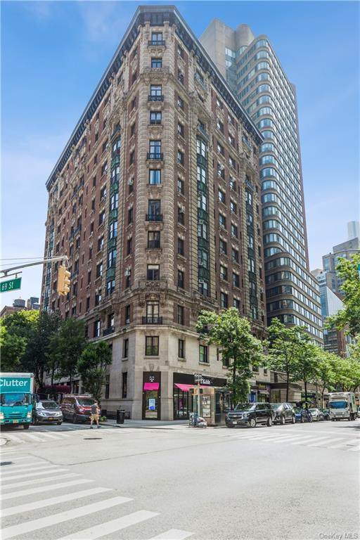140 69th Street - Photo 1