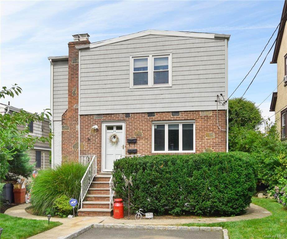 44 Park Ridge Avenue - Photo 1
