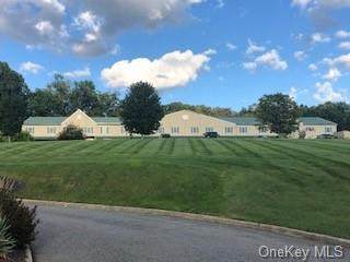 72 Airport Unit 106 Drive - Photo 1