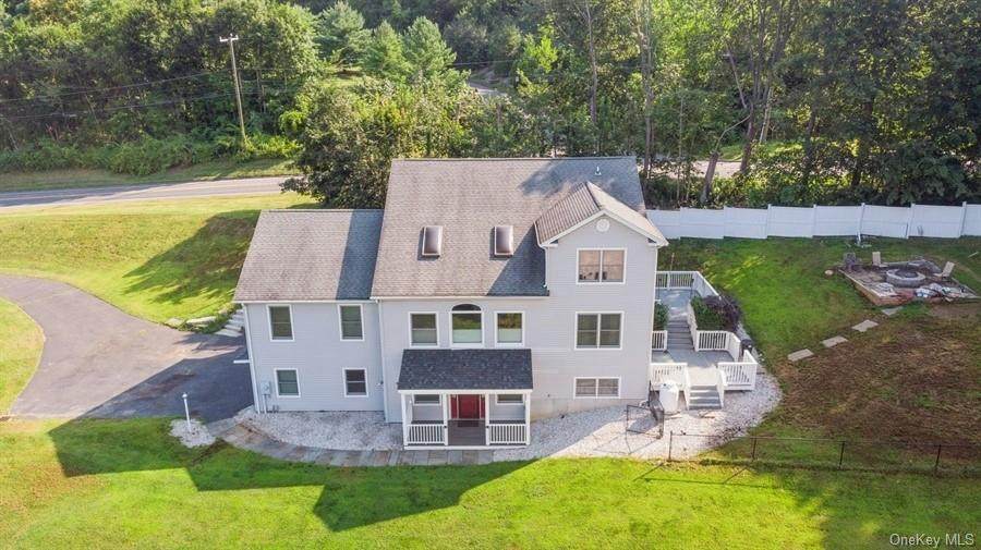 1 Pine View Circle - Photo 1