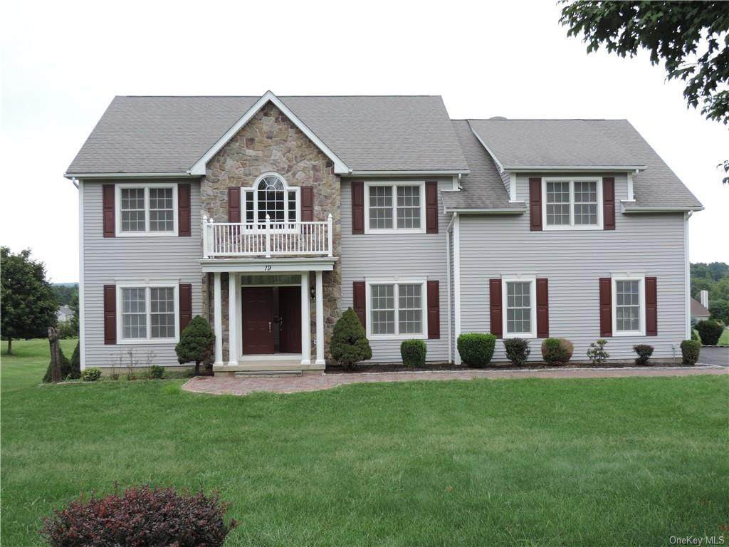 19 Logans Way - Photo 1