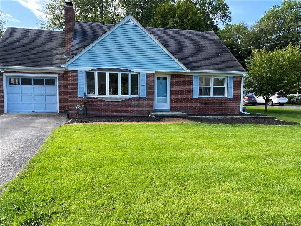 19 Van Ness Road - Photo 1