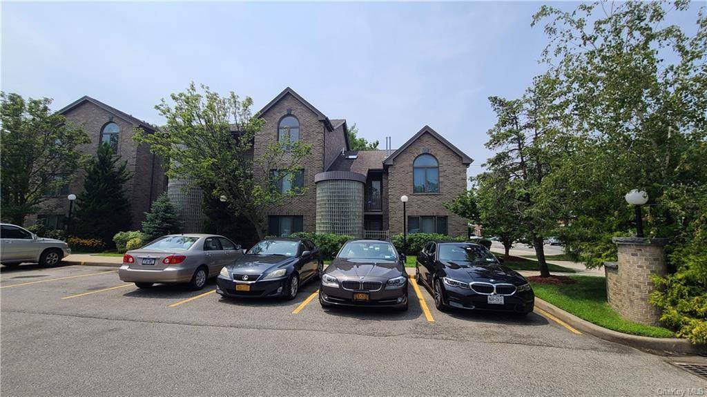 200 Davis Avenue - Photo 1