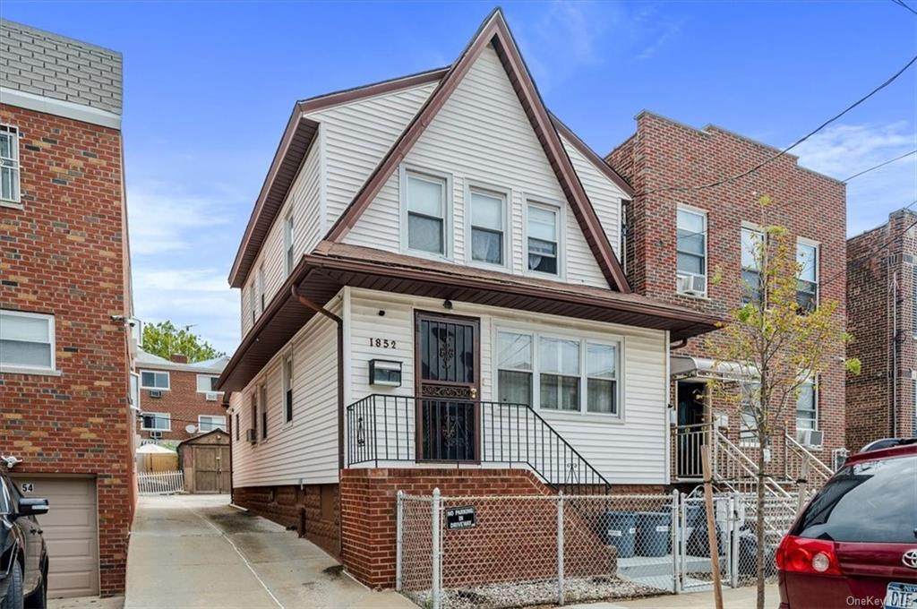 1852 Tomlinson Avenue - Photo 1