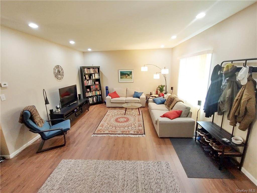 27 West Street - Photo 1