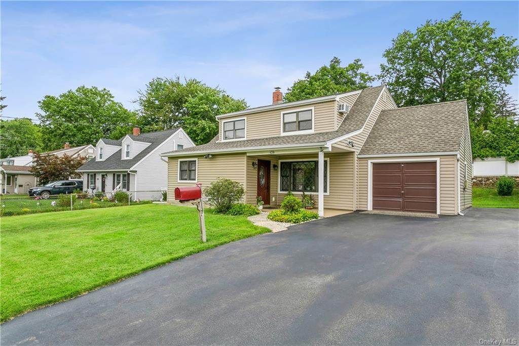139 Bogert Avenue - Photo 1