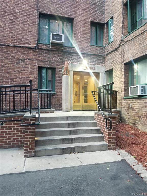 1722 Purdy Street - Photo 1