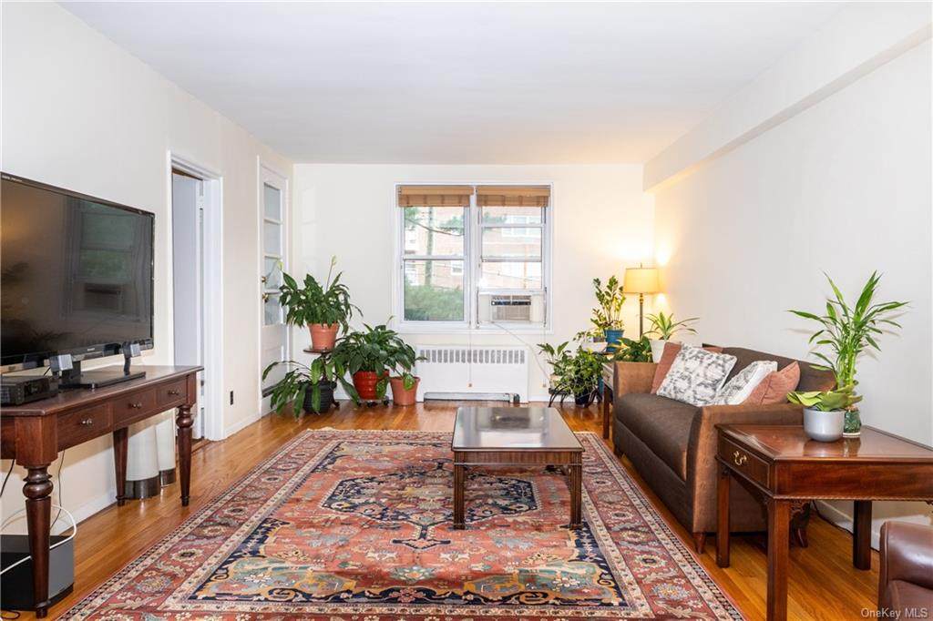 1133 Midland Avenue - Photo 1