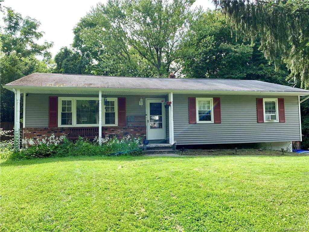 9 Elizabeth Lane - Photo 1
