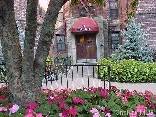 142 Garth Road - Photo 1