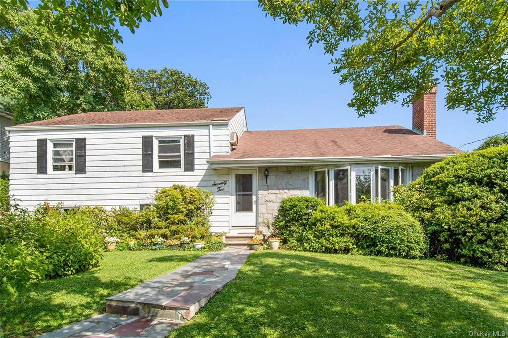 72 Algonquin Road - Photo 1