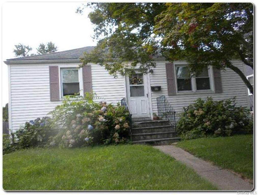 12 Lent Avenue - Photo 1