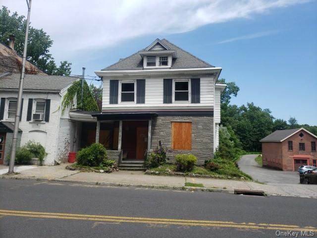 176 Broadway - Photo 1