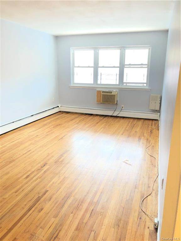 713 213th Street - Photo 1