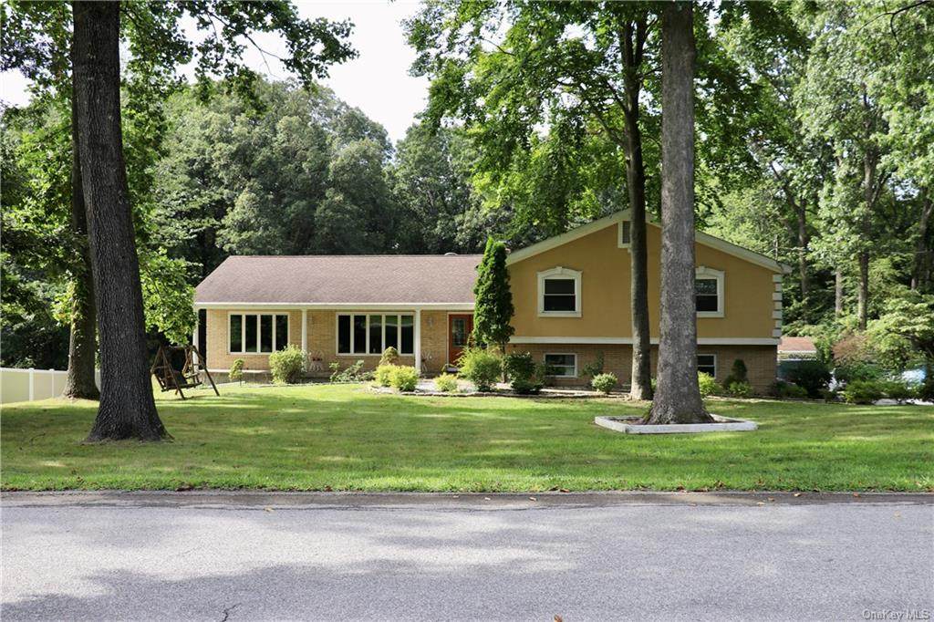 77 Dogwood Road - Photo 1