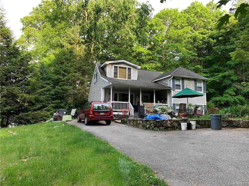7 Lake Avenue - Photo 1