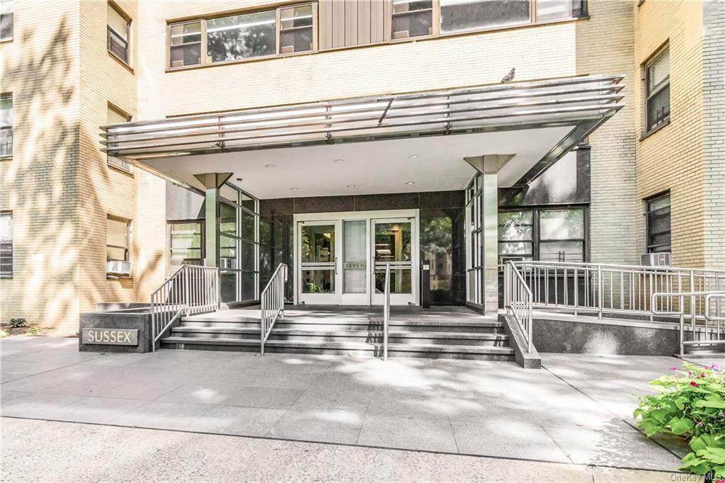 7 Fordham Hill - Photo 1