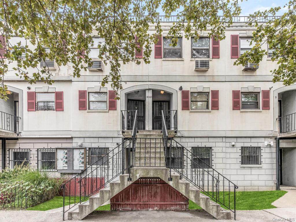 1863 Lafayette Avenue - Photo 1