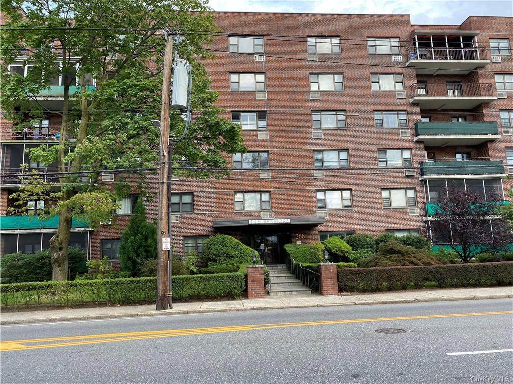 266 Pelham Road - Photo 1