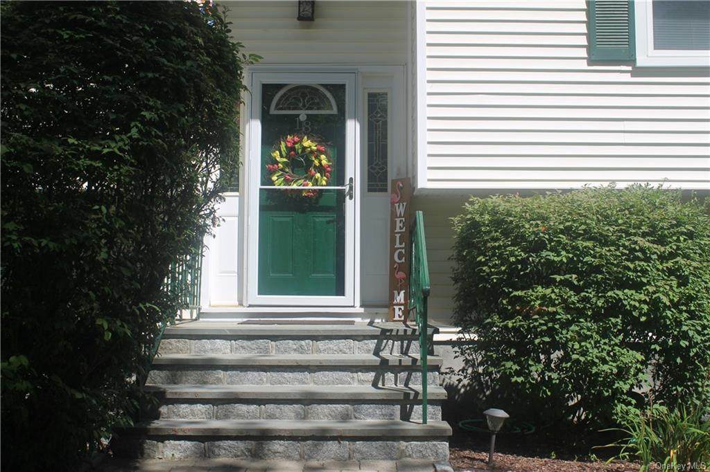 18 Greenway Terrace - Photo 1