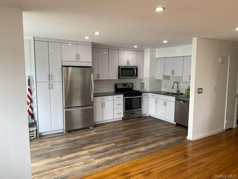 72 Edgewood Avenue - Photo 1