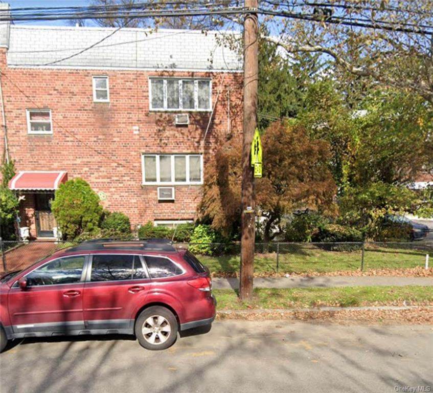 4173 Throggs Neck Expressway - Photo 1