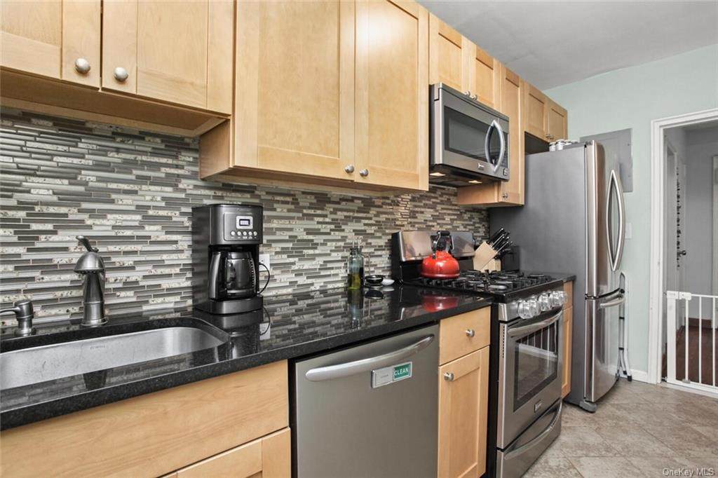 69 Rockledge Road - Photo 1