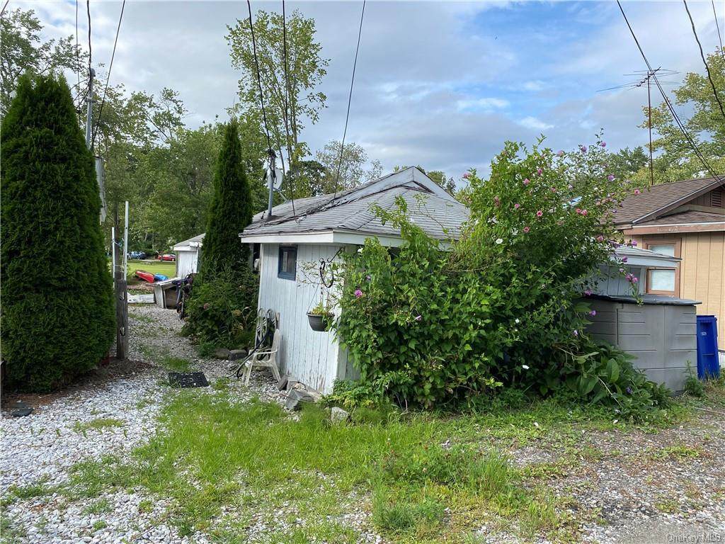 6 Cottage Lane - Photo 1