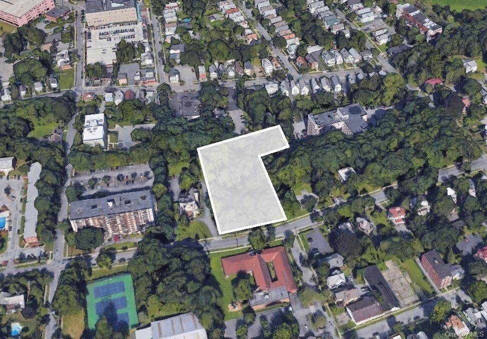 150 Academy Street - Photo 1