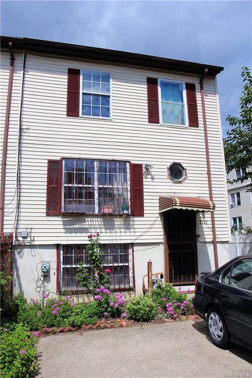 2127 Harrison Avenue - Photo 1