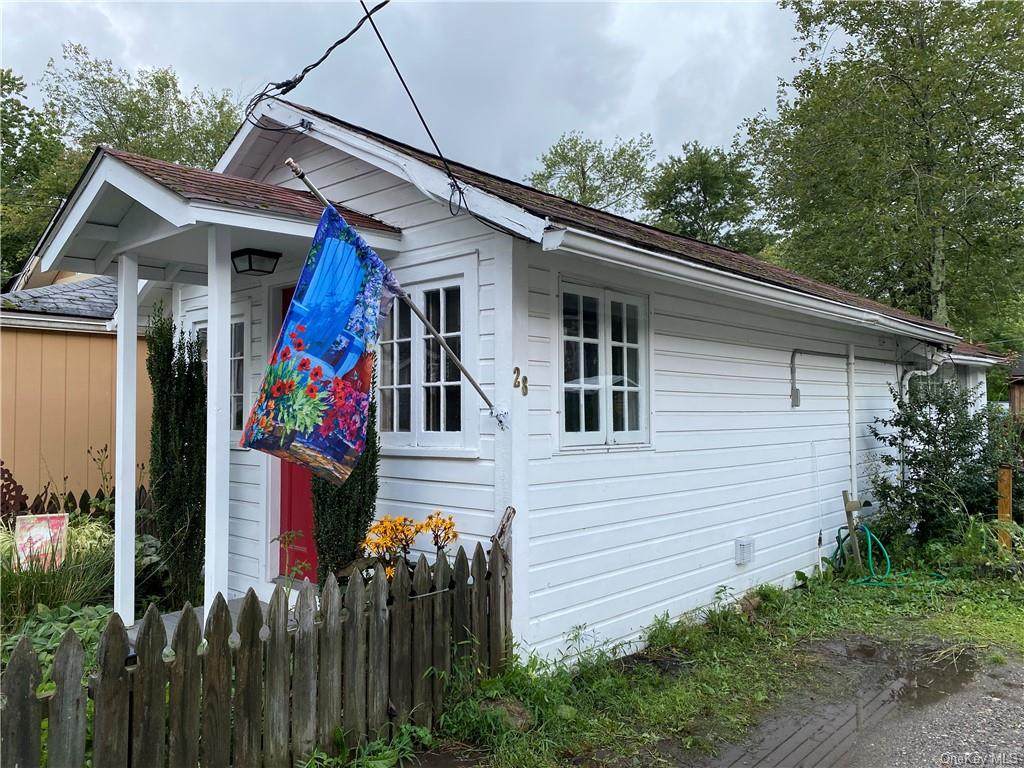 28 Cottage Lane - Photo 1