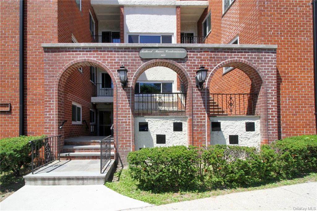 900 Midland Avenue - Photo 1