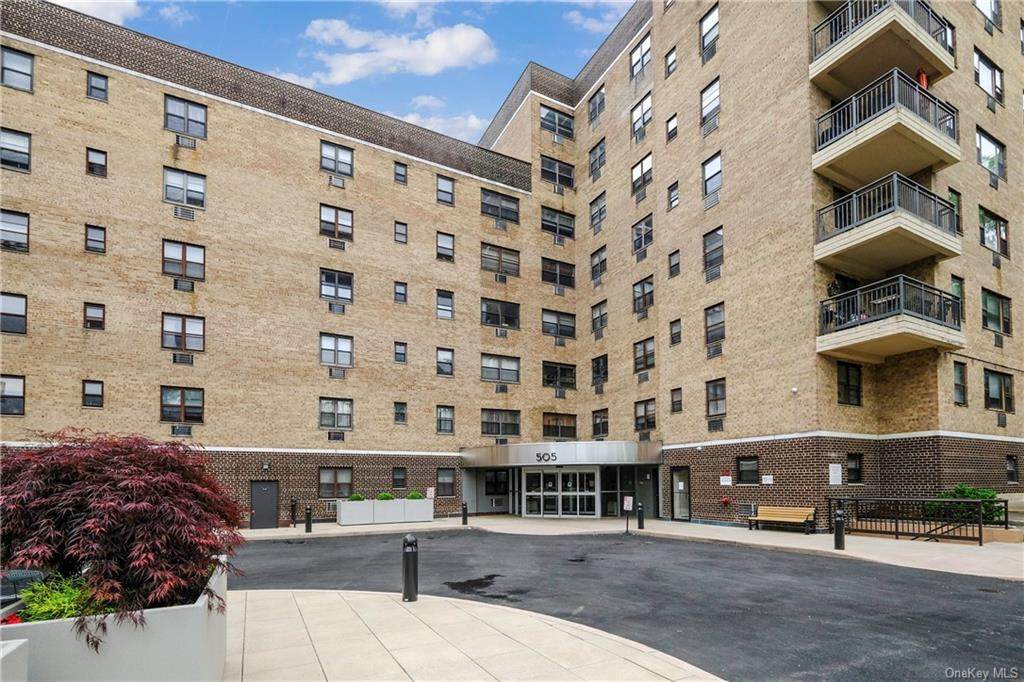 505 Central Avenue - Photo 1