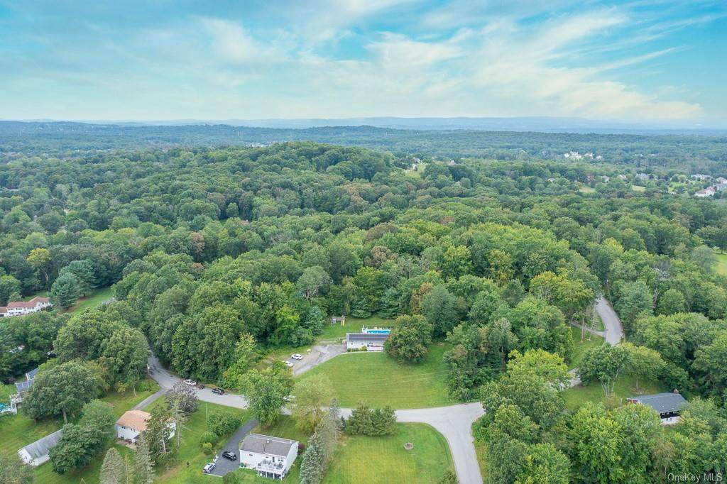 35 Crown Hill Road - Photo 1