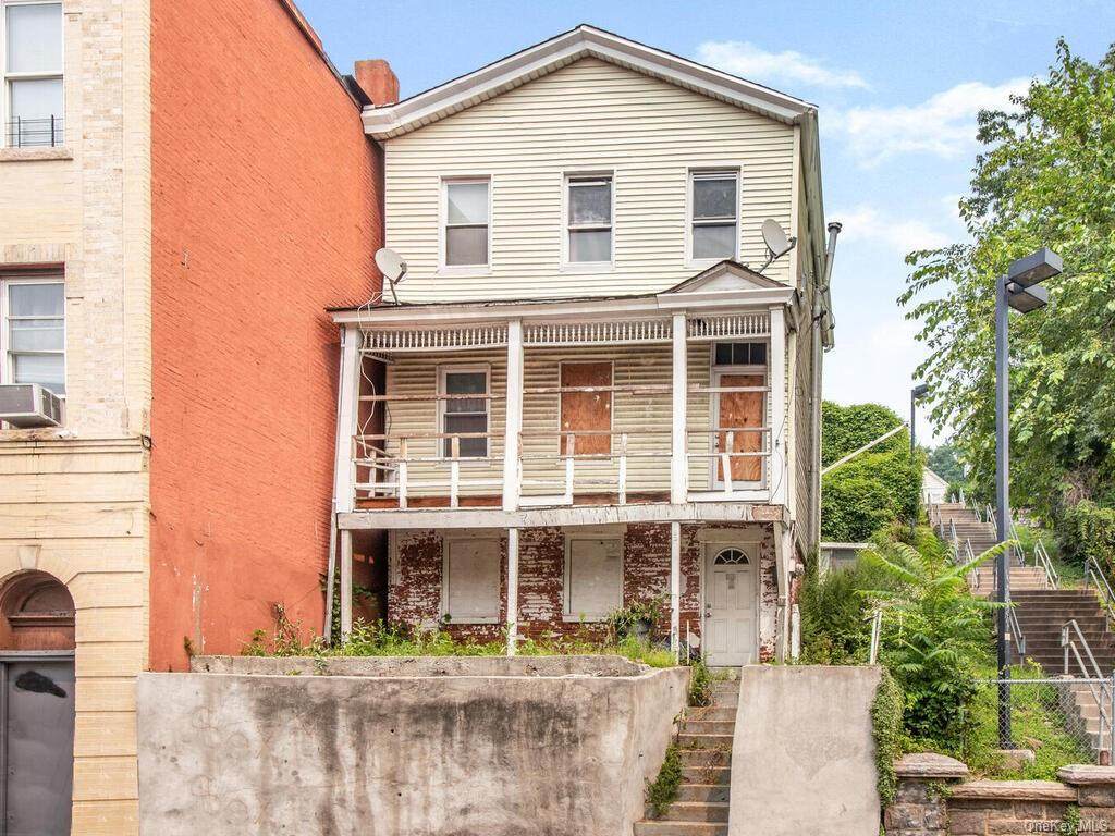 162 Oak Street - Photo 1