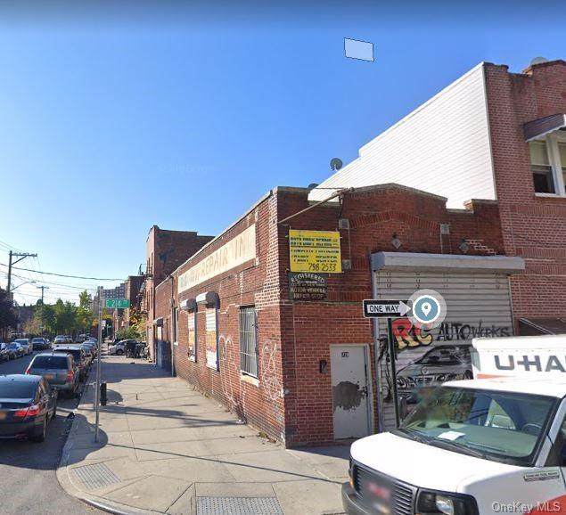 728 214 Street - Photo 1