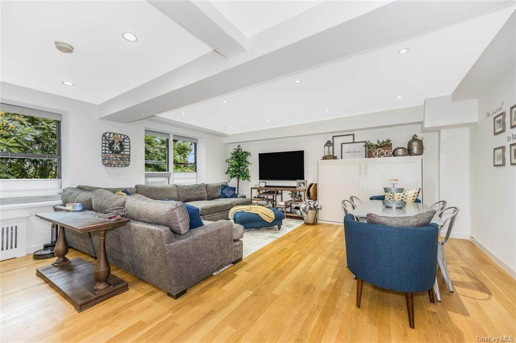 2550 Independence Avenue - Photo 1