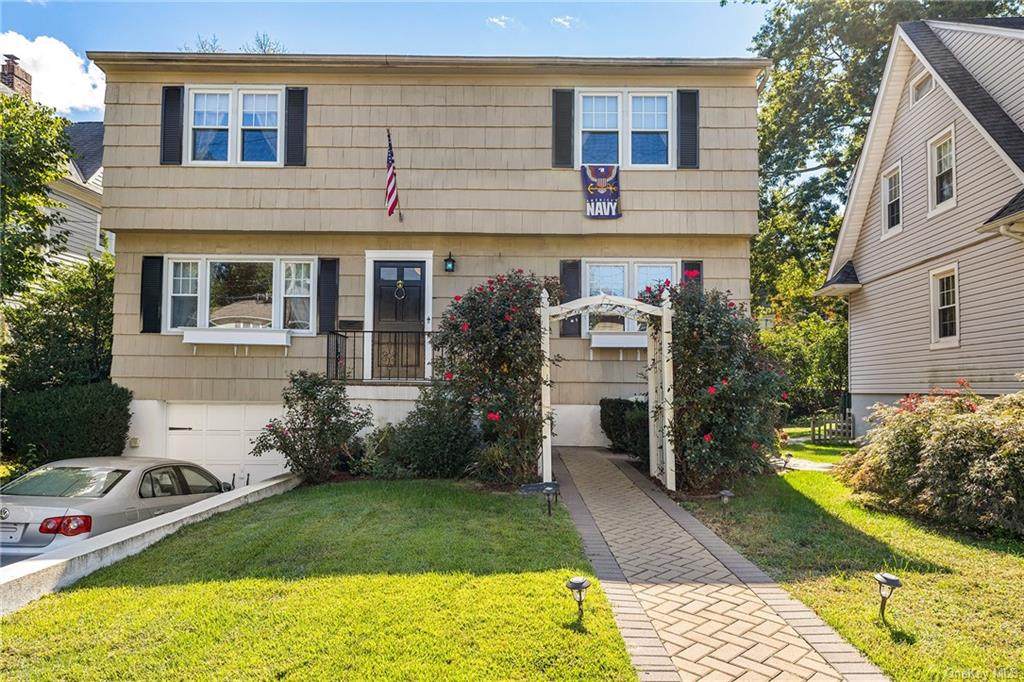 211 Villa Avenue - Photo 1